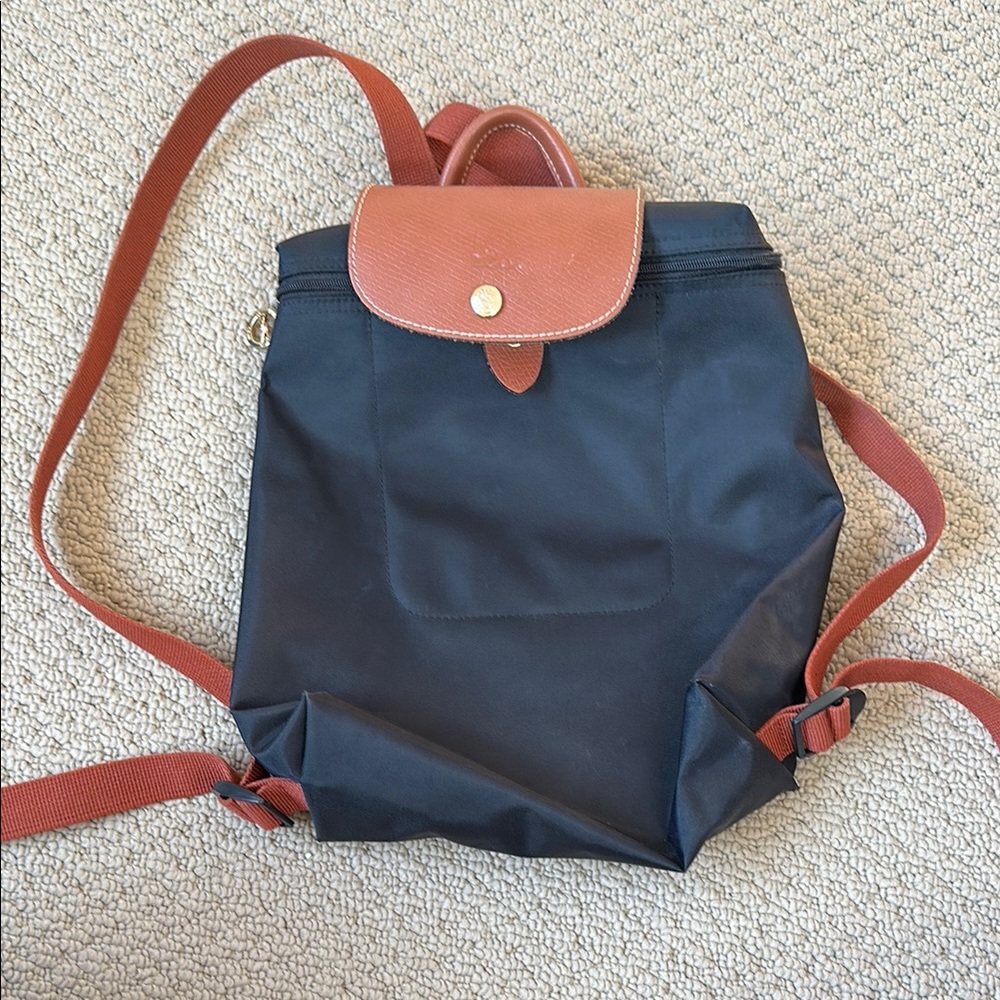 Longchamp le pilage nylon backpack black